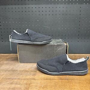 New W/ Box! Women's Vionic Malibu Dark Denim Casual Slip On Sneakers Size 7